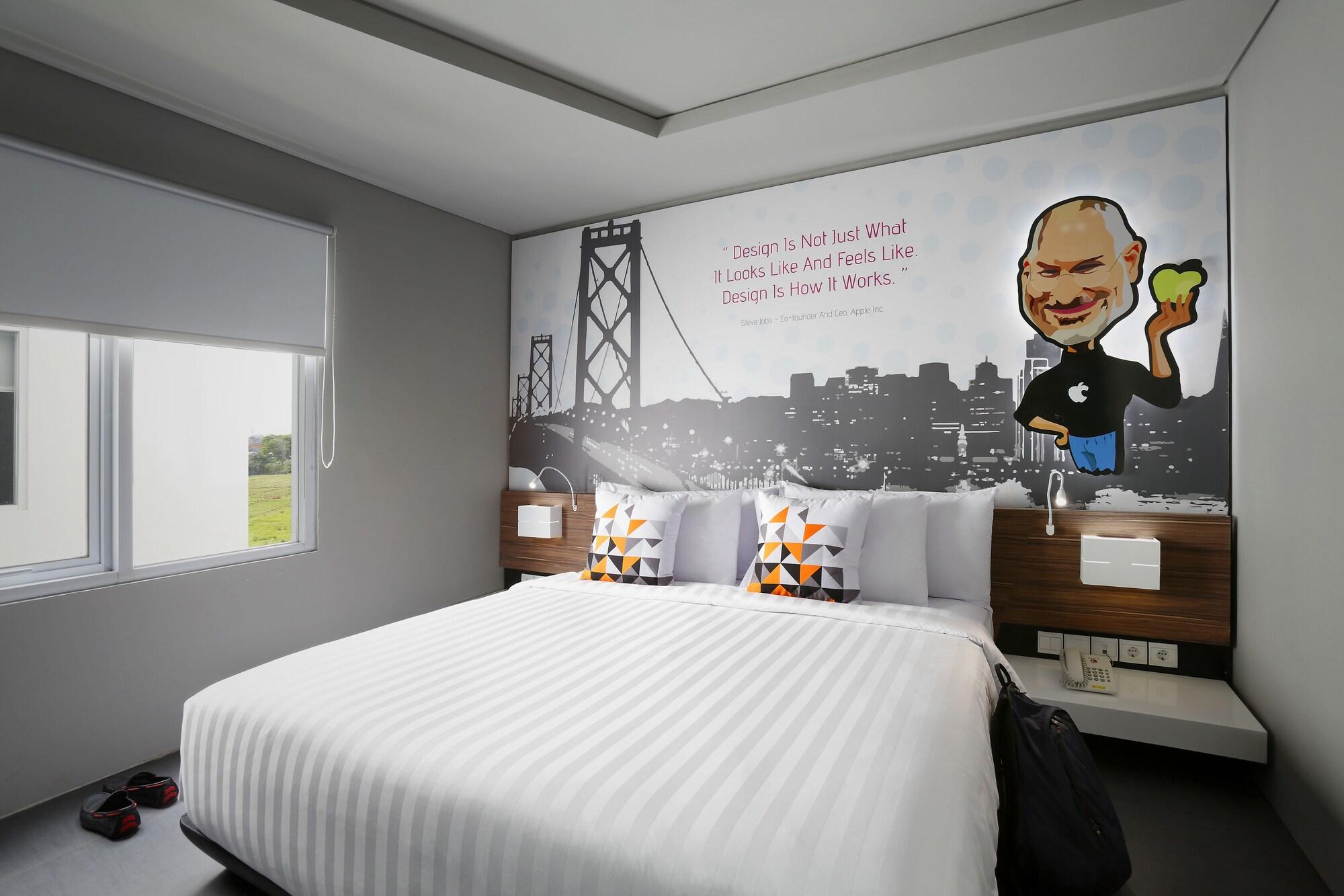 Berry Biz Hotel Seminyak  Exterior photo
